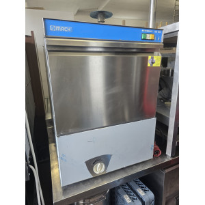 Lavastoviglie professionale mach